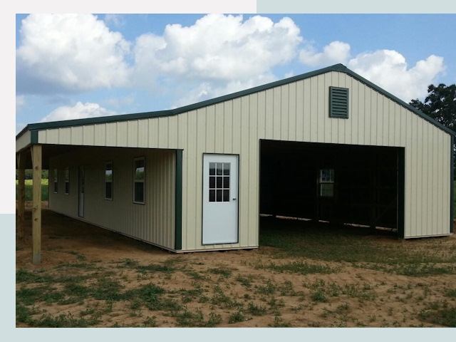 Строительство конюшен в Анжеро-Судженске